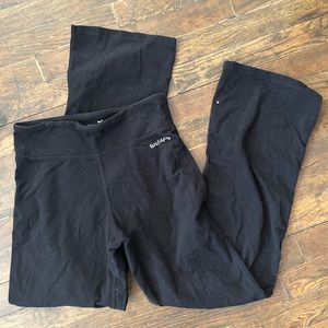 Women’s Yoga Pants